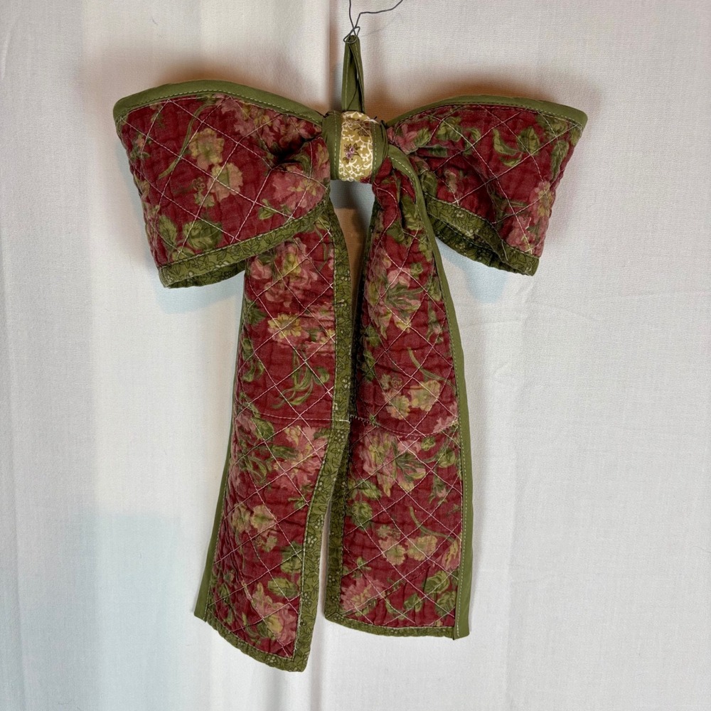 Quilted Fabric Bow Wall Hanging Floral Reversible Burgundy Green Decor